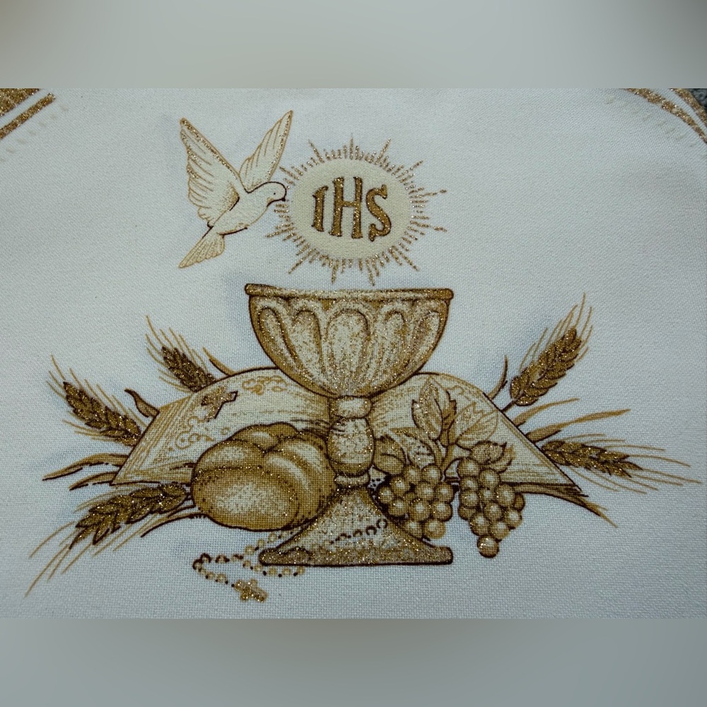 NEW🔥7-pc Stunning First Communion Place Mats🔥 - Picture 2 of 5